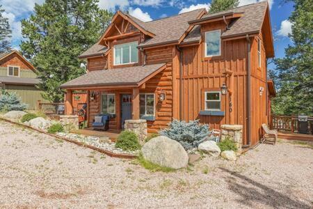 Cabin~Views~Heart Of Town~W&D~Fireplace~Kitchen Вудленд Парк Экстерьер фото